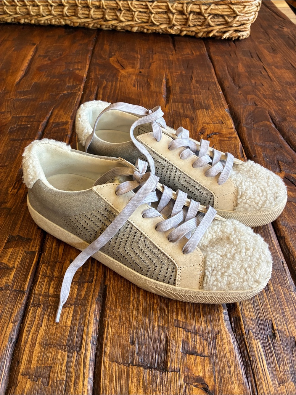 Vince Camuto Gray Suede Sneakers with Cream Sherpa Toe